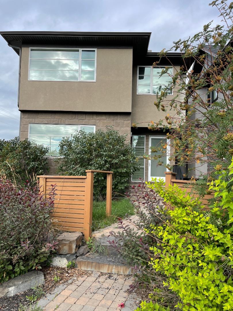 5027 21a Street SW, Calgary, AB, T2T 5C4