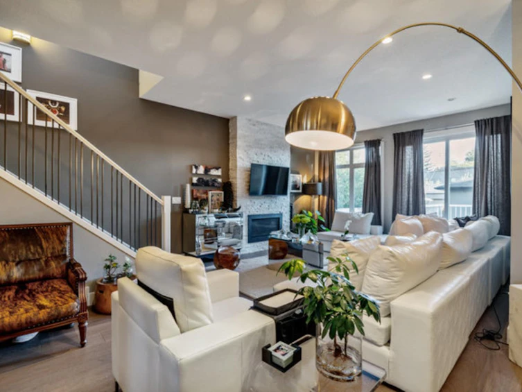 1731 24 Avenue NW, Calgary, AB, T2M 1Z1