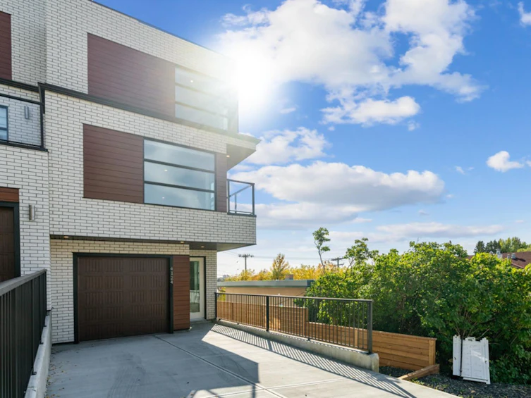 4124 Stanley Road SW, Calgary, AB, T2S 2P4