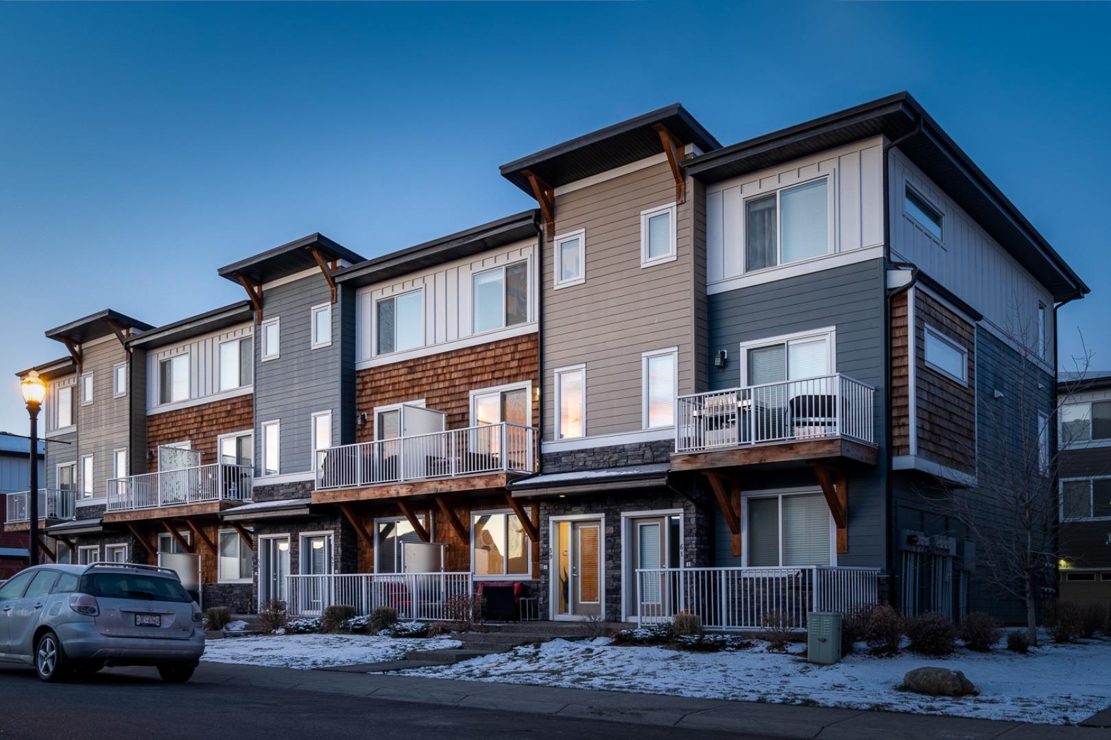 59-111 Rainbow Falls Gate, Chestermere, AB, T1X 0Z5