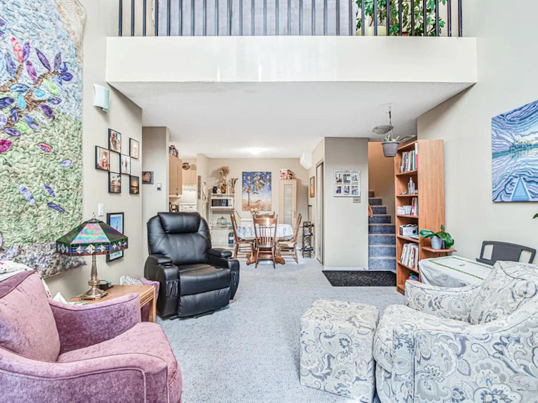 302A-7301 4a Street SW, Calgary, AB, T2V 4V8