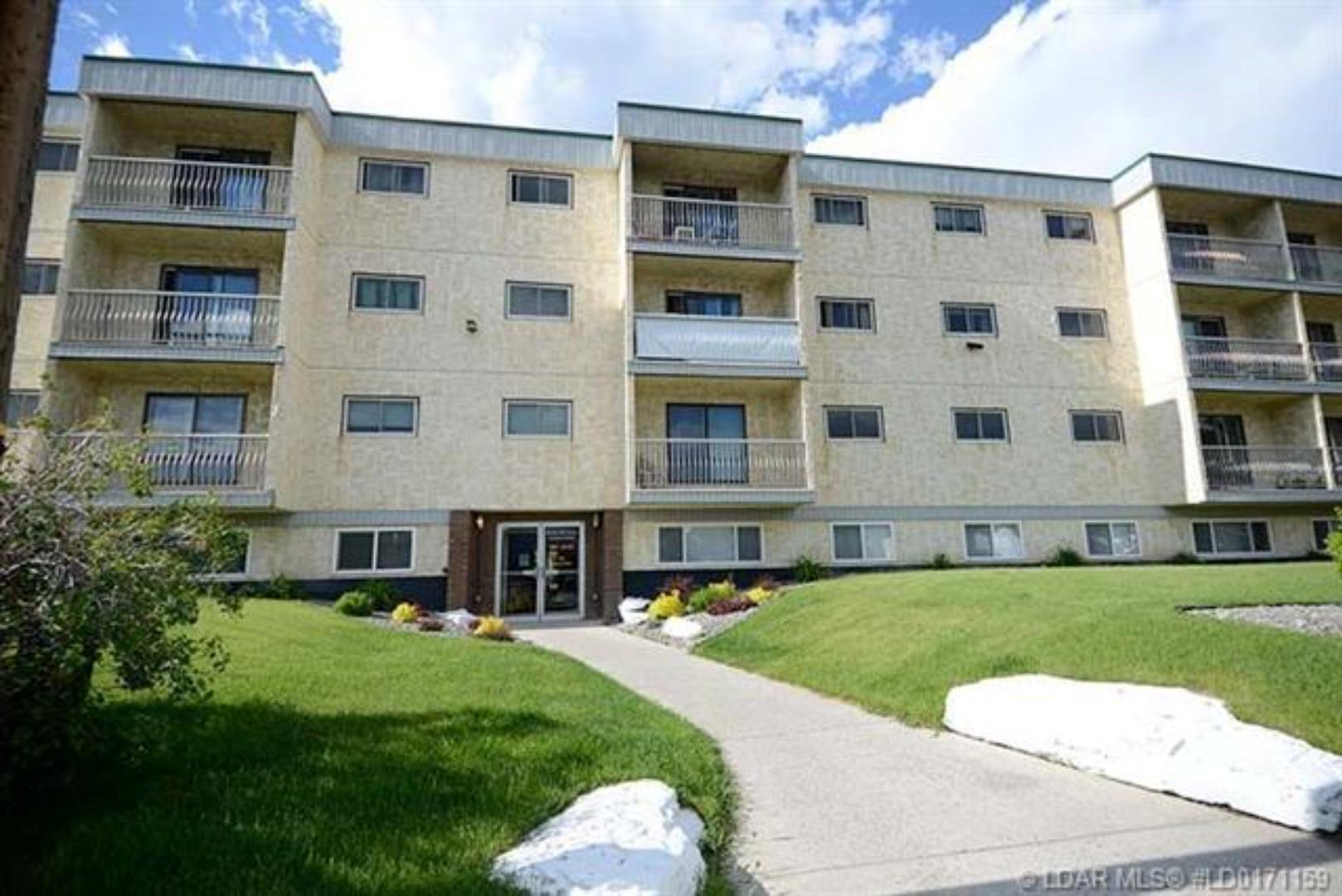 1078601 22 Avenue, Crowsnest Pass, AB, Apt/Condo For Sale REW