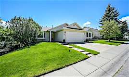 27 Scenic Road NW, Calgary, AB, T3L 1A9