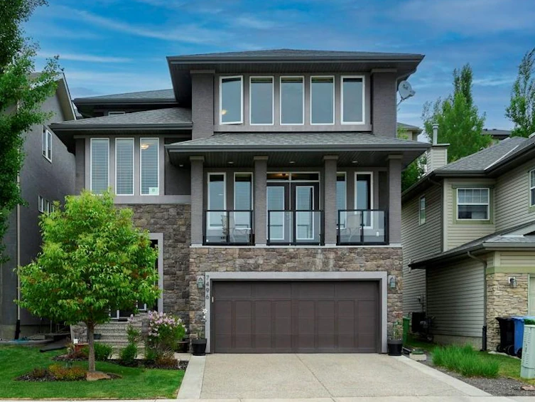 7496 Springbank Way SW, Calgary, AB, T3H 4V4
