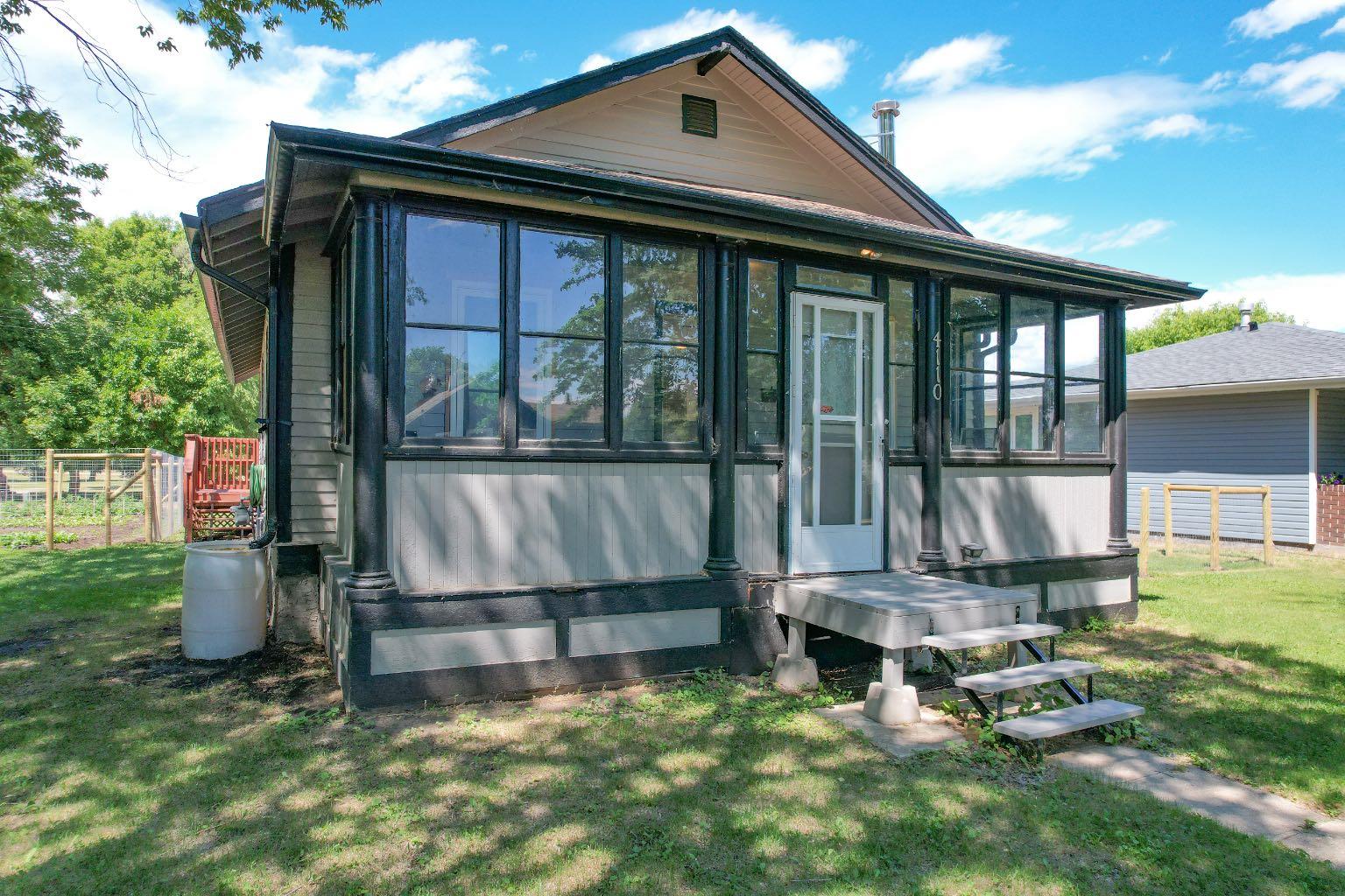 4110 Wallace Street, Donalda, AB, House For Sale REW