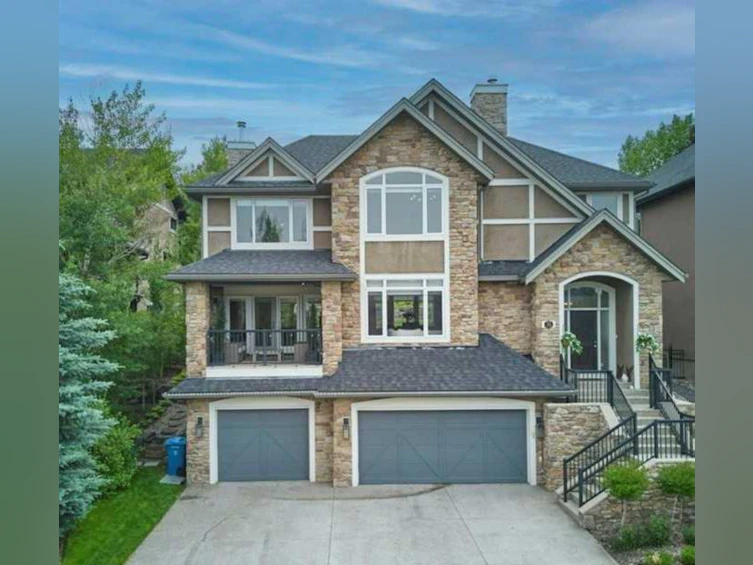52 Spring Willow Terrace SW, Calgary, AB, T3H 0G2