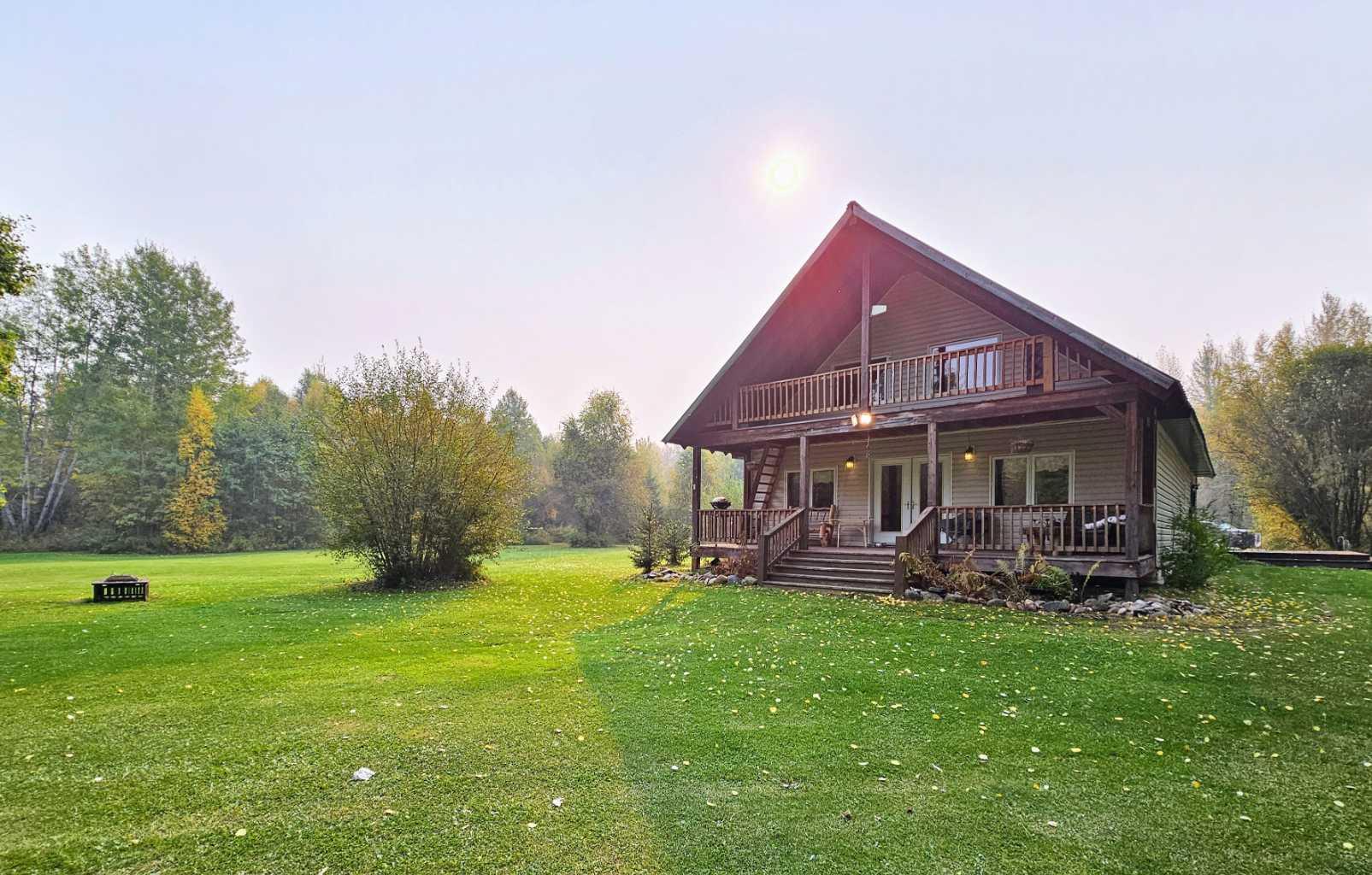 71501 Highway 33, Big Lakes County, AB, House For Sale REW