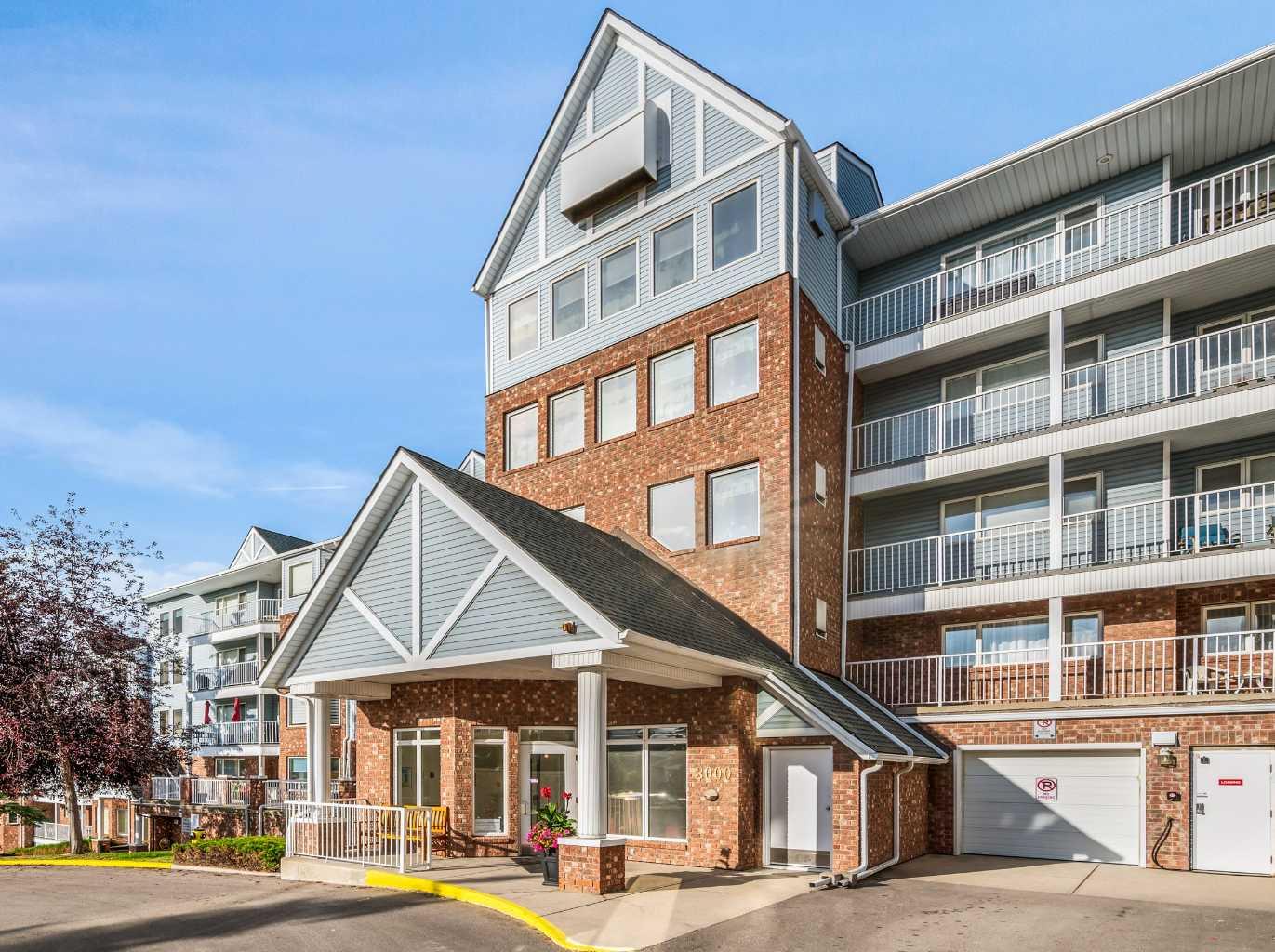 3210-3210 Hawksbrow Point NW, Calgary, AB, T3G 4C9