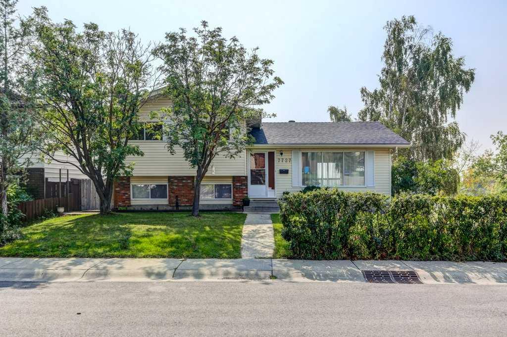 7727 67 Avenue NW, Calgary, AB, T3B 4P2