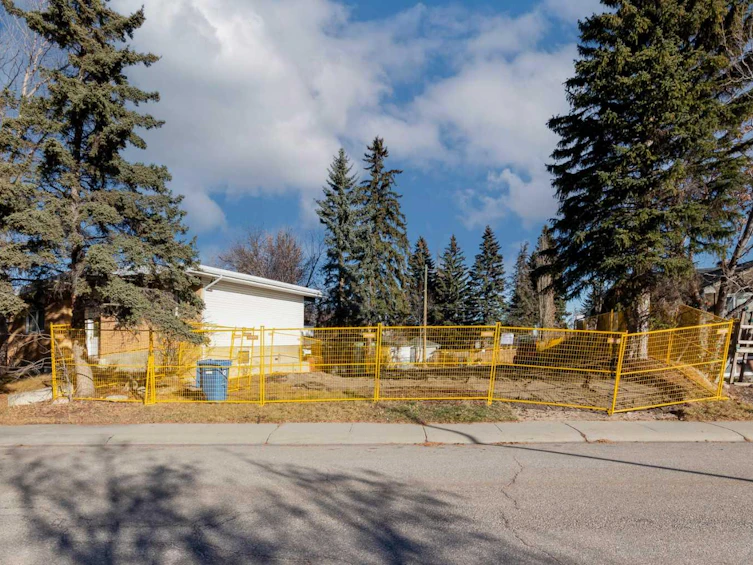 4724 Nordegg Crescent NW, Calgary, AB, T2K 2M5