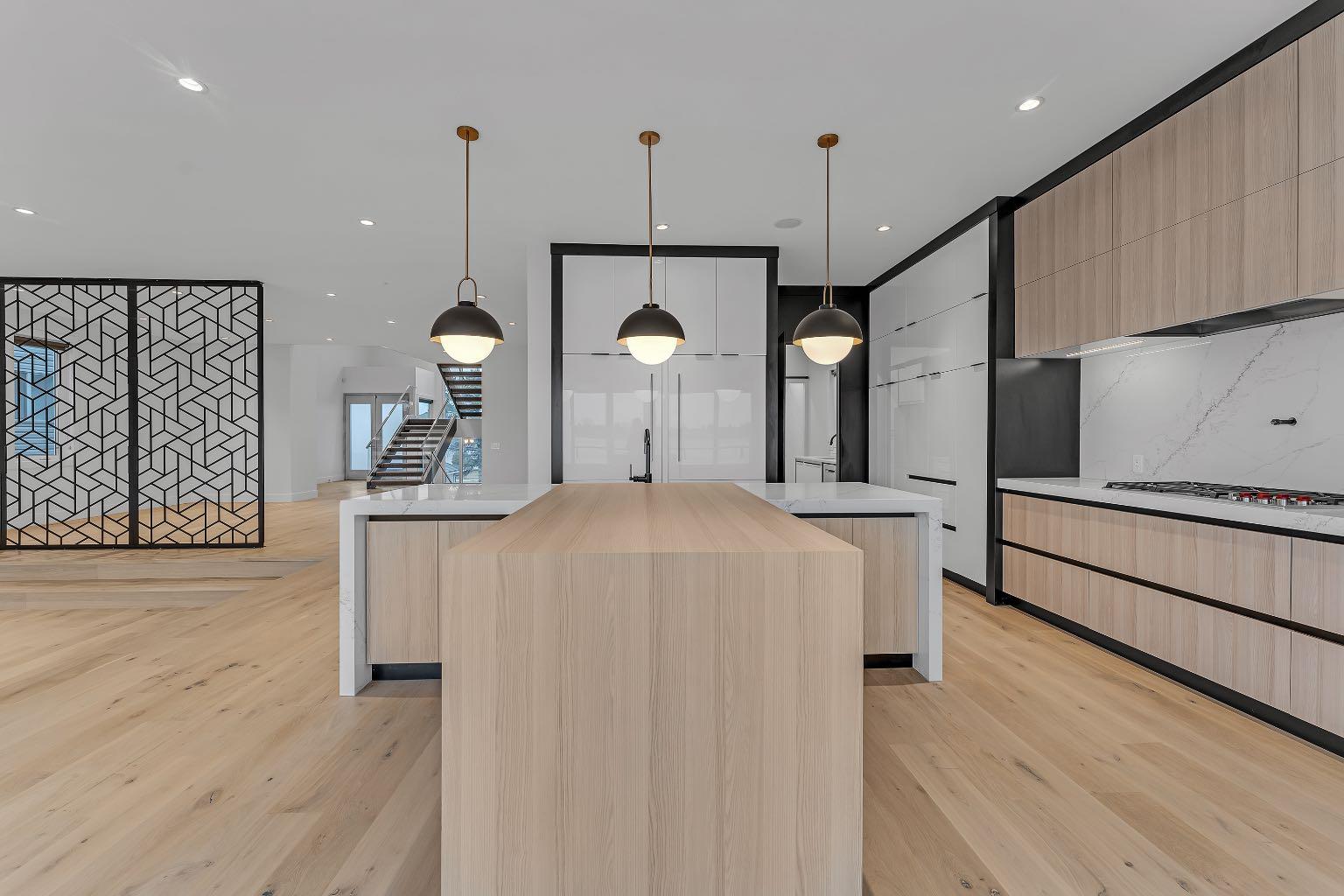 776 West Chestermere Drive, Chestermere, AB, House For Sale REW