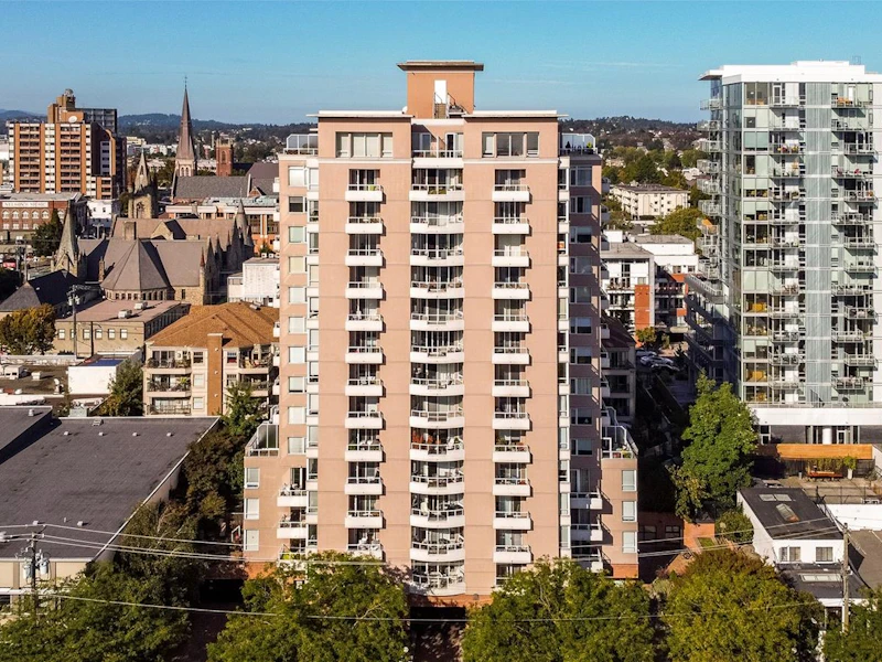 805 - 930 Yates Street, Victoria BC V8V 4Z3