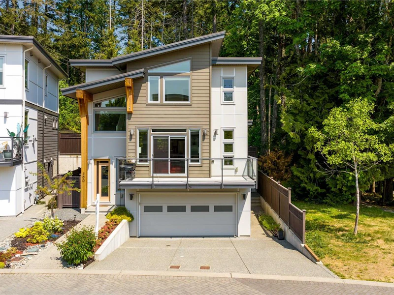460 Regency Place, Colwood BC