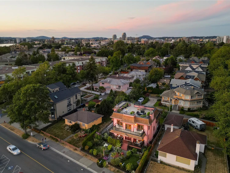236 Dallas Road, Victoria, BC, V8V 1A5
