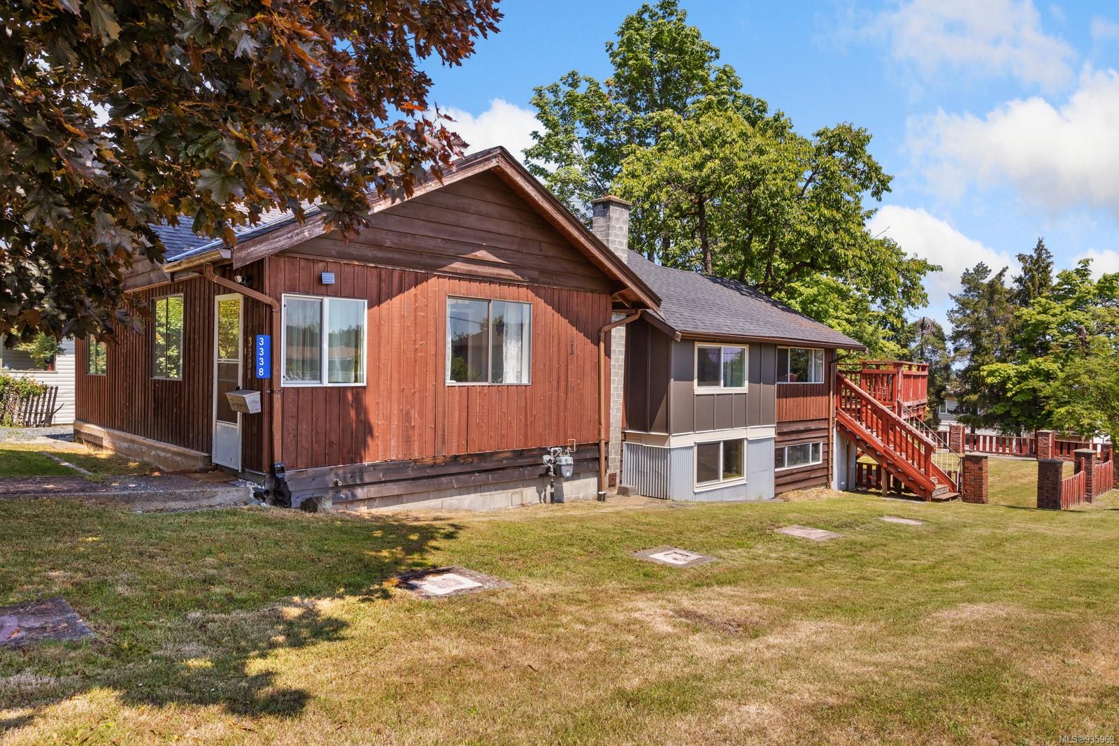 3338 Second Street, Cumberland, BC, V0R 1S0