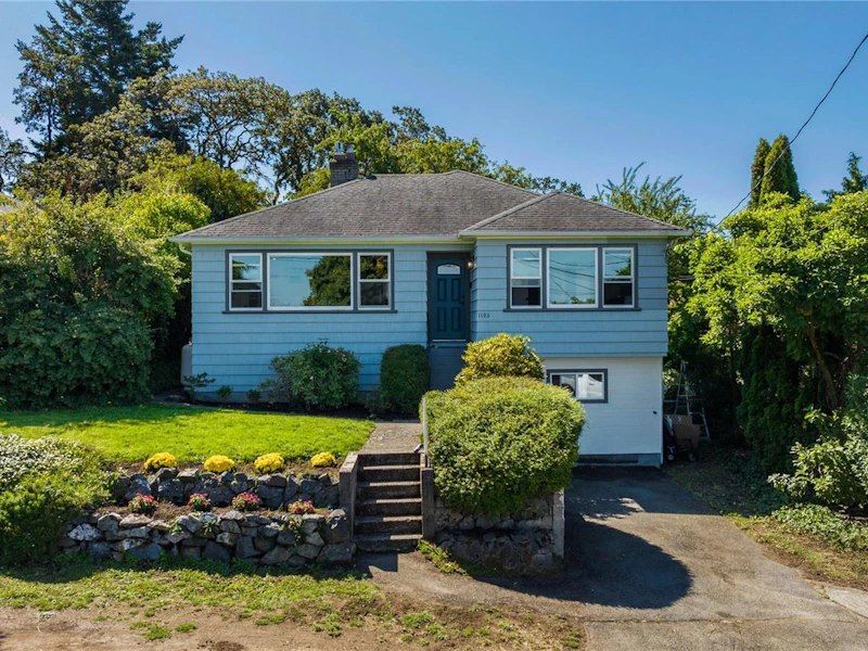 1103 Glenora Place, Saanich BC V8P 2C2