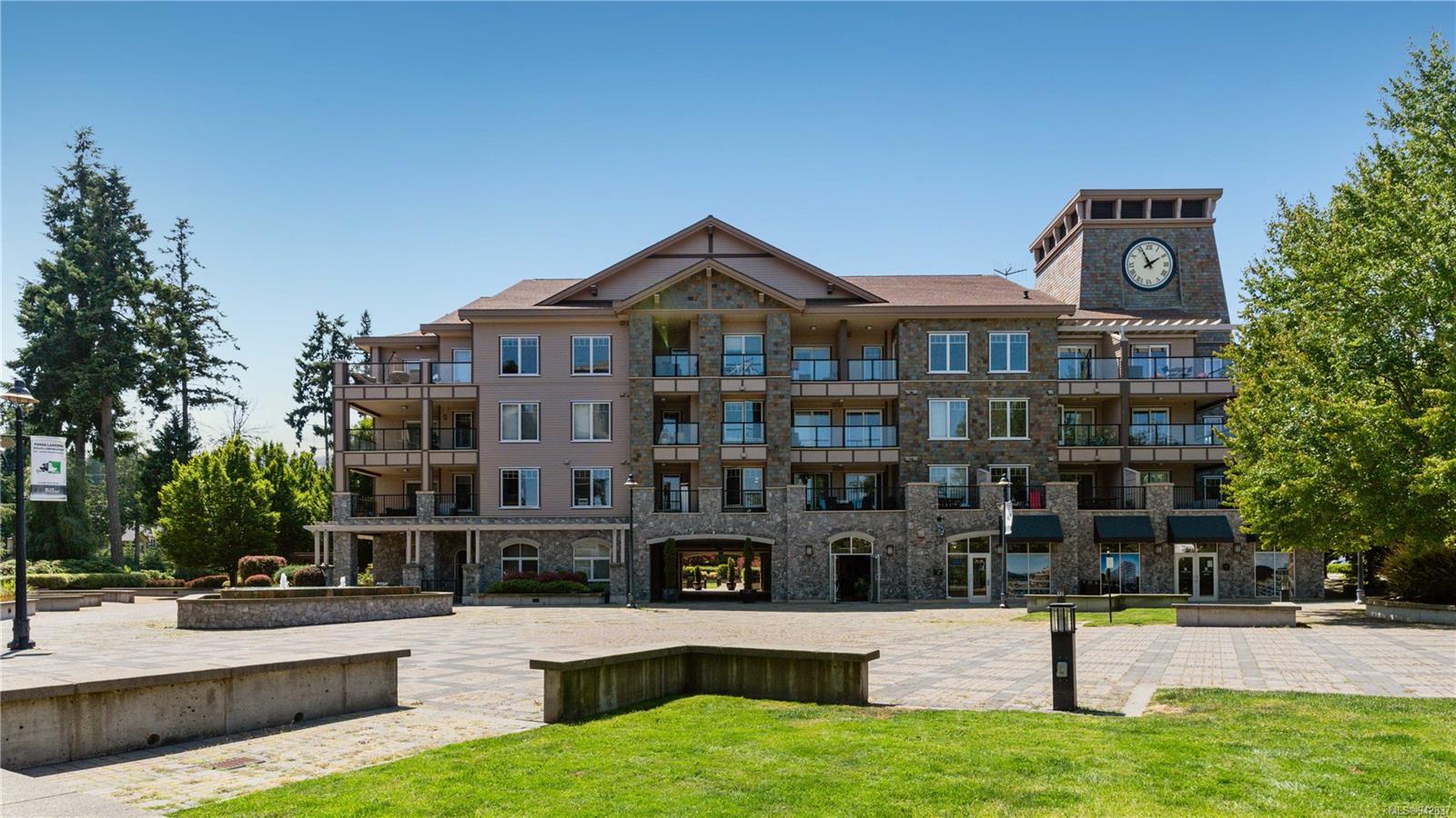 302-1335 Bear Mountain Pkwy, Langford, BC, V9B 6T9