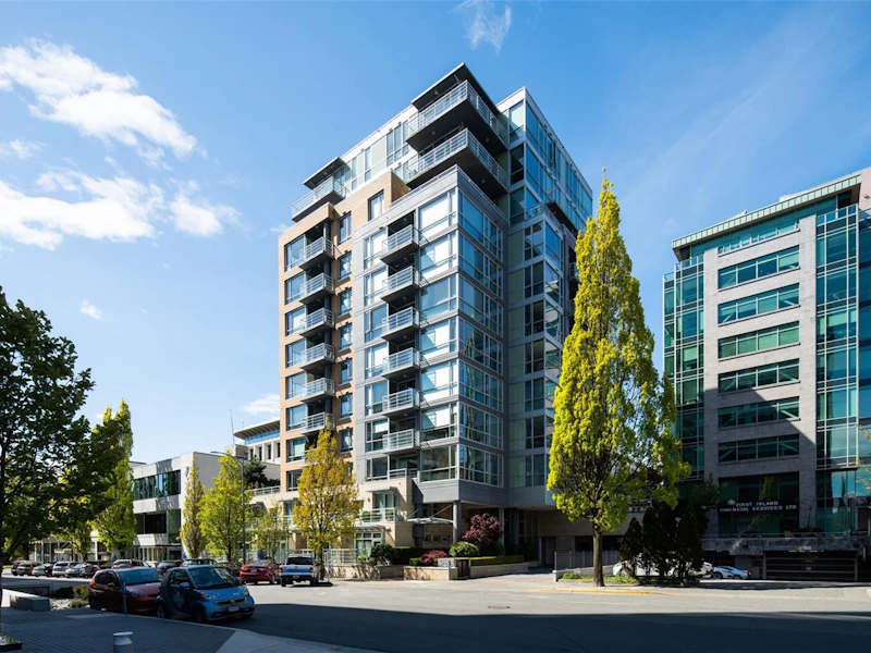 202 - 732 Cormorant Street, Victoria BC V8W 4A5