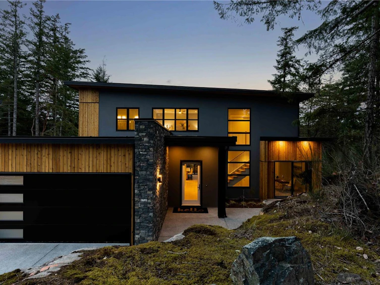 628 Medalist Avenue, Colwood, BC, V9C 0C3