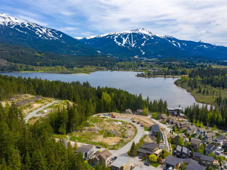 8404 Indigo Lane, Whistler, BC, V8E 0G8