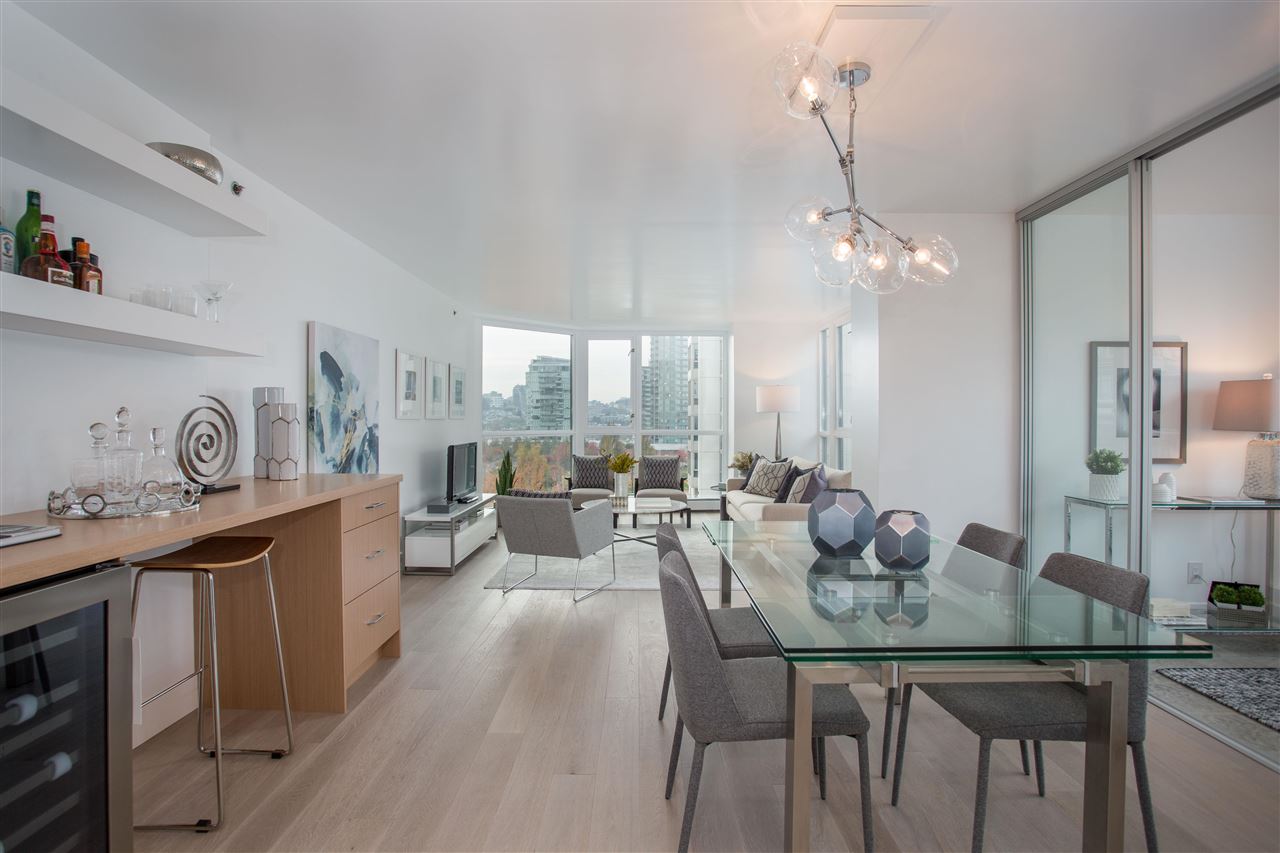 801-289 Drake Street, Vancouver, BC, V6B 5Z5