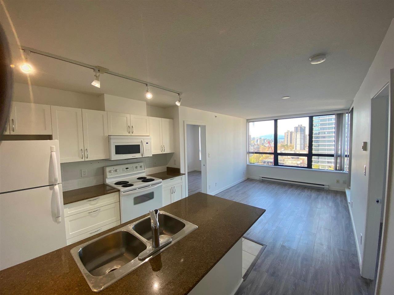1706-938 Smithe Street, Vancouver, BC, V6Z 3H8