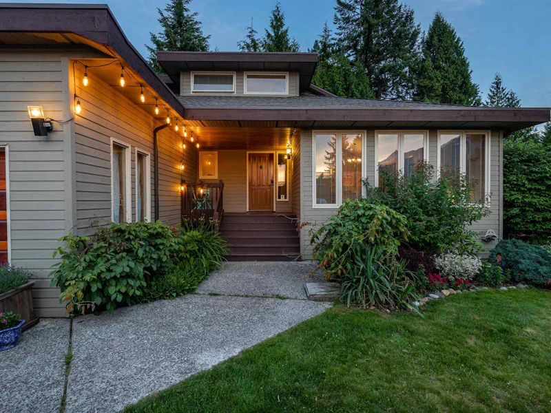 40190 Kintyre Drive, Squamish BC V8B 0J6