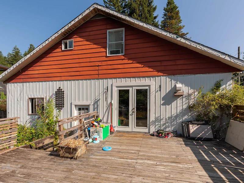 1516 Depot Road, Squamish BC V0N 1H0