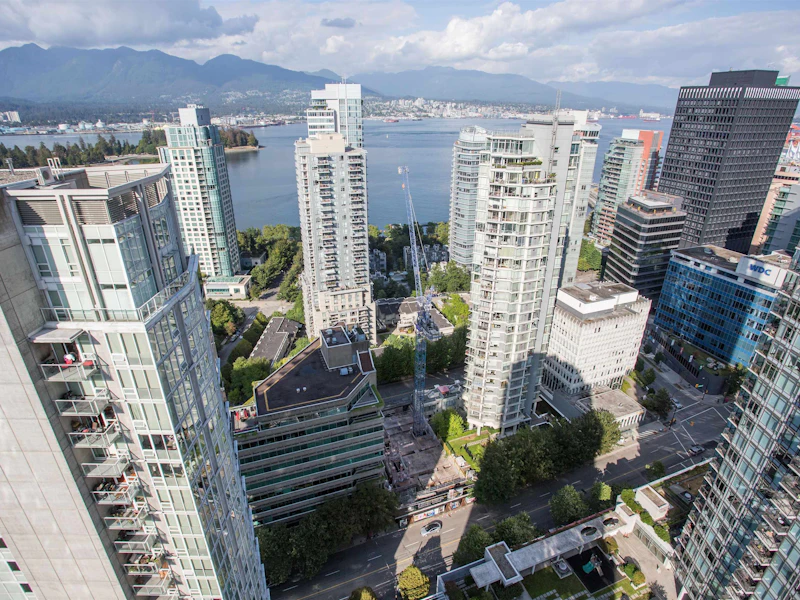 3302 - 1238 Melville Street, Vancouver BC V6E 4N2