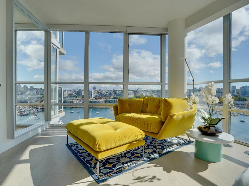 1602 - 1228 Marinaside Crescent, Vancouver BC V6Z 2W4