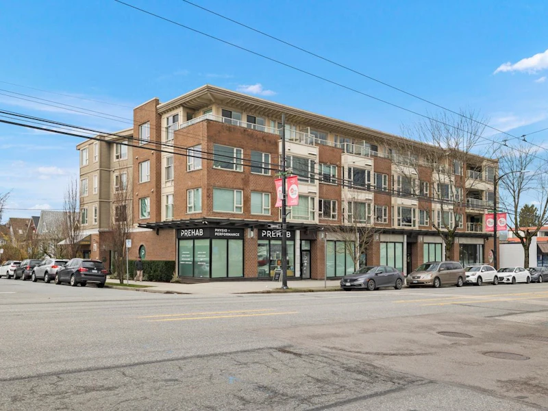 205 - 1689 E 13th Avenue, Vancouver BC V5N 0A5