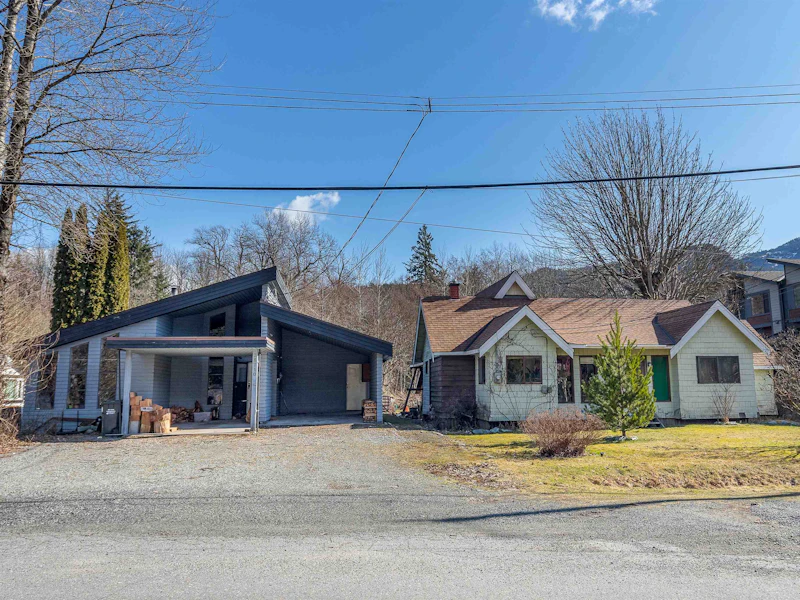 38710 Britannia Avenue, Squamish BC V8B 0J4