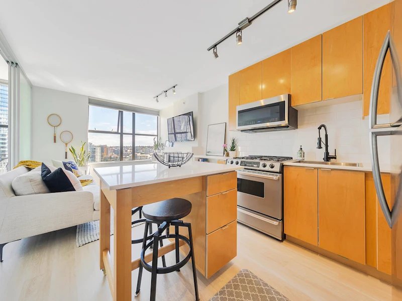 1404 - 989 Beatty Street, Vancouver BC V6Z 3C2