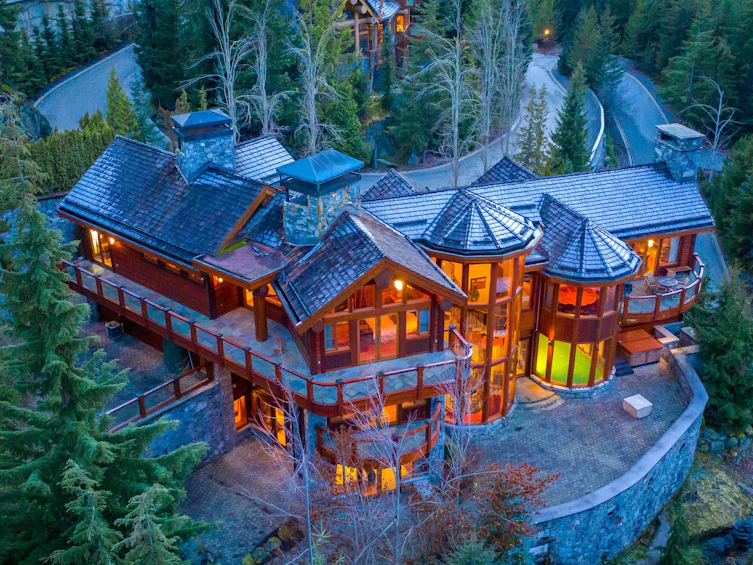 3827 Sunridge Drive, Whistler, BC, V8E 0W1