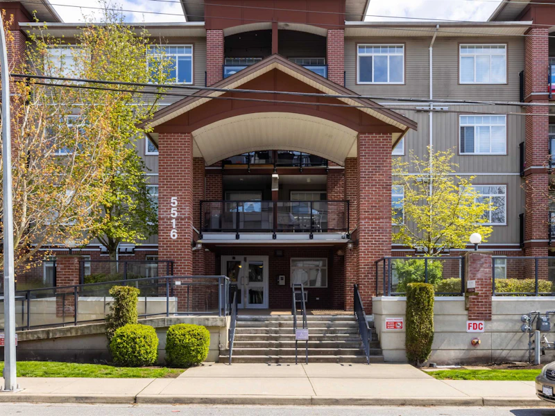 103 - 5516 198th Street, Langley BC V3A 0A6