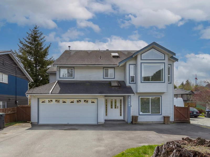 39748 Government Road, Squamish BC V8B 0G3