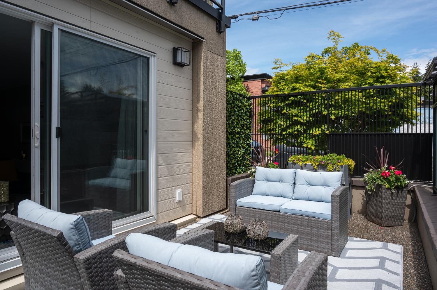 1-1350 W 6th Avenue, Vancouver, BC, V6H 1A7