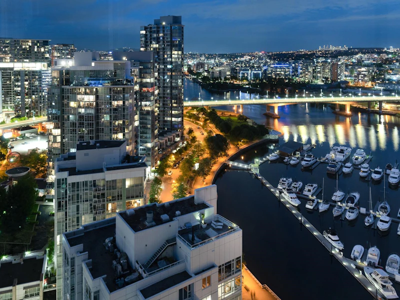 3005 - 1199 Marinaside Crescent, Vancouver BC V6Z 2Y2