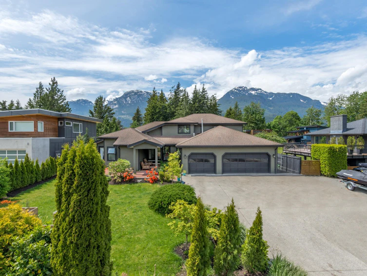 40169 Garibaldi Way, Squamish, BC, V8B 0G8