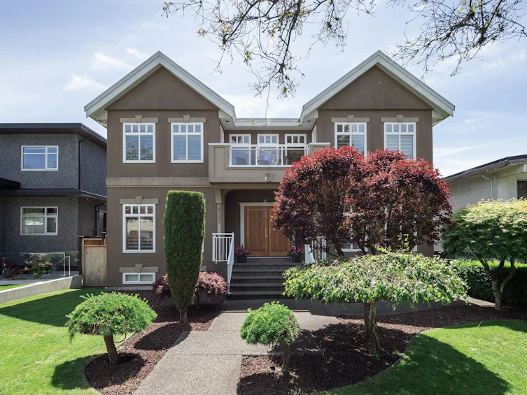 4050 Georgia Street, Burnaby, BC, V5C 2T2
