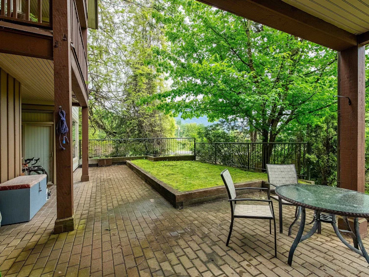 101-2323 Mamquam Road, Squamish, BC, V8B 0H9