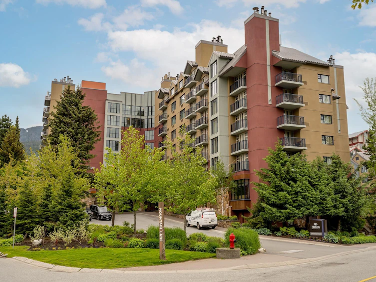 525/527-4050 Whistler Way, Whistler, BC, V8E 1H9
