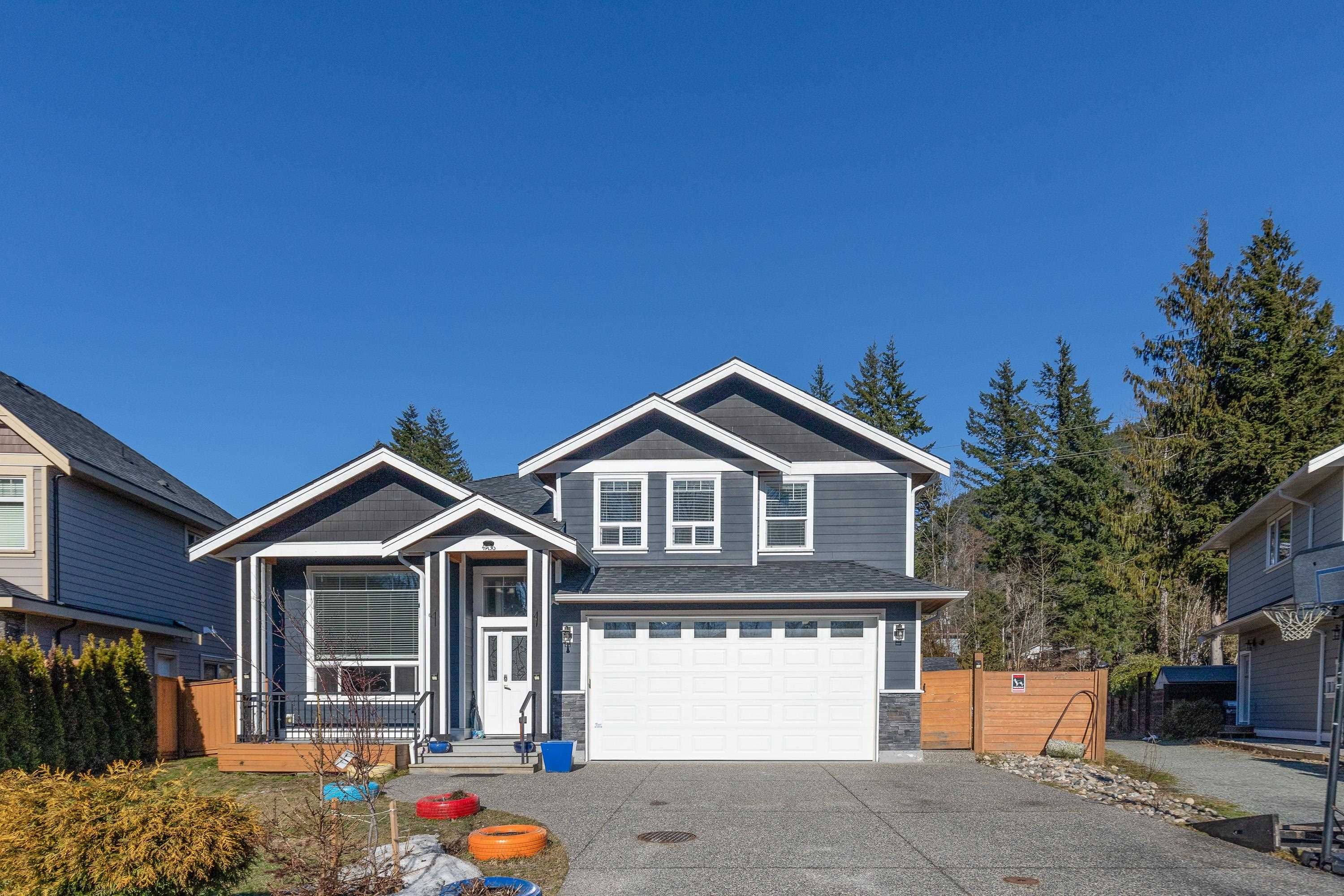 41436 Dryden Road, Squamish, BC, V0N 1H0