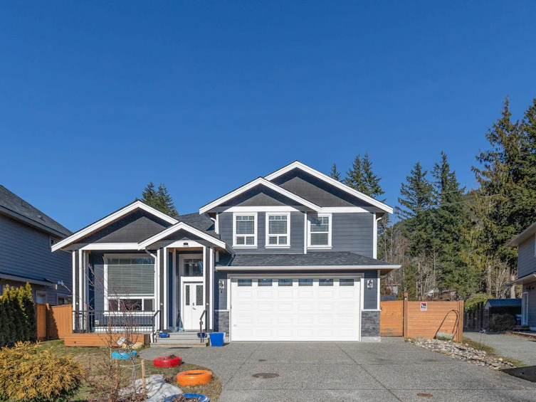 41436 Dryden Road, Squamish, BC, V0N 1H0