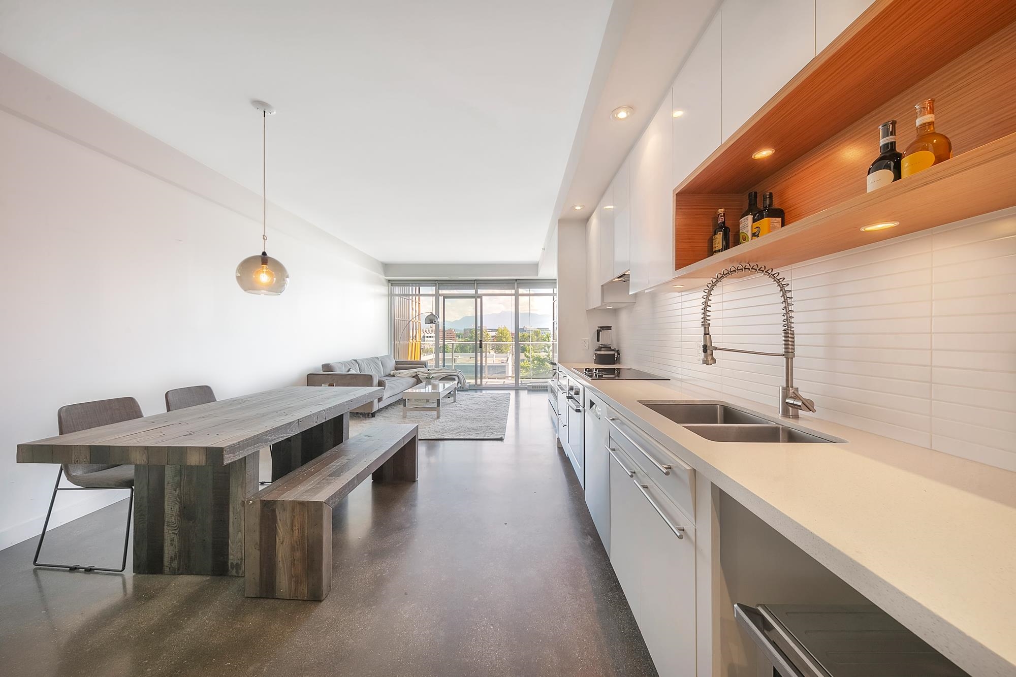 409-256 E 2nd Avenue, Vancouver, BC, V5T 0A7