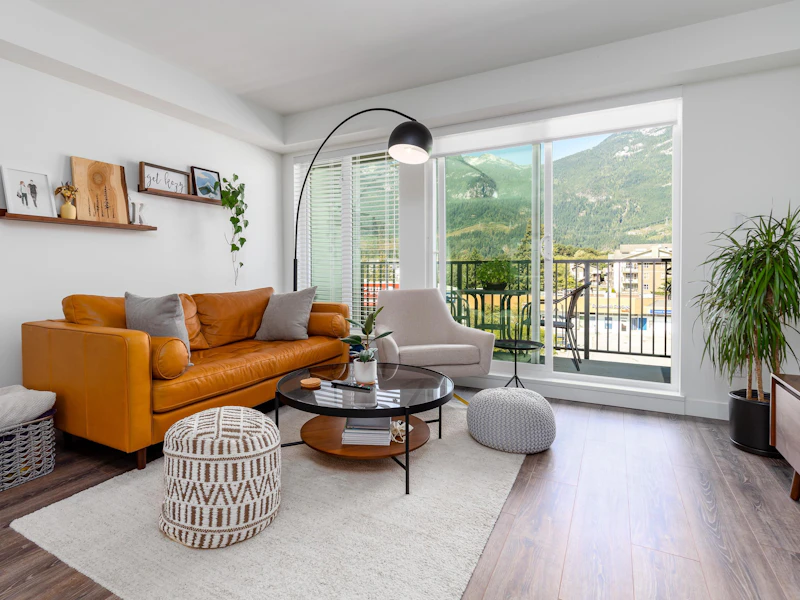 308 - 1365 Pemberton Avenue, Squamish BC
