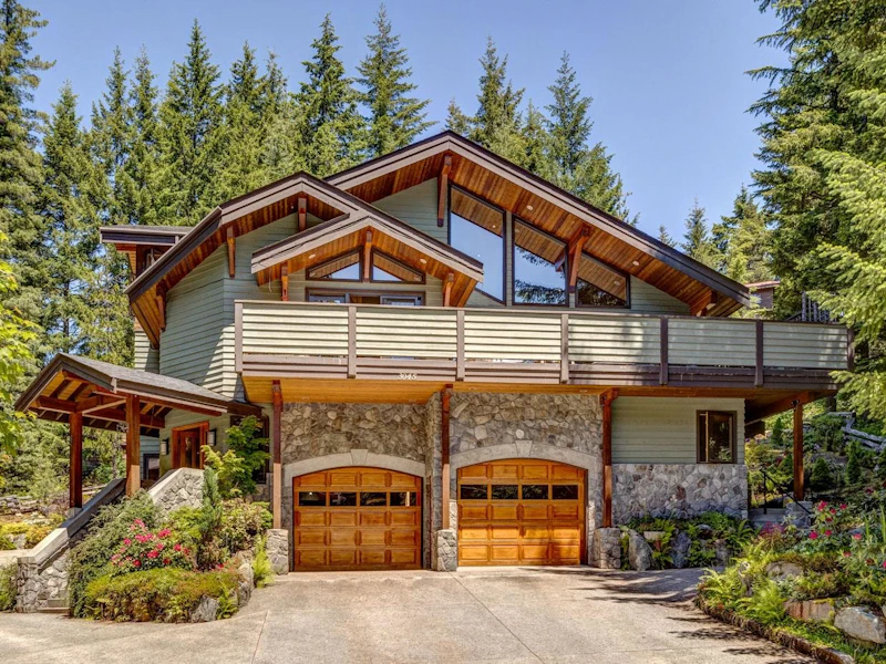 3045 Alpine Crescent, Whistler BC V0N 1B3