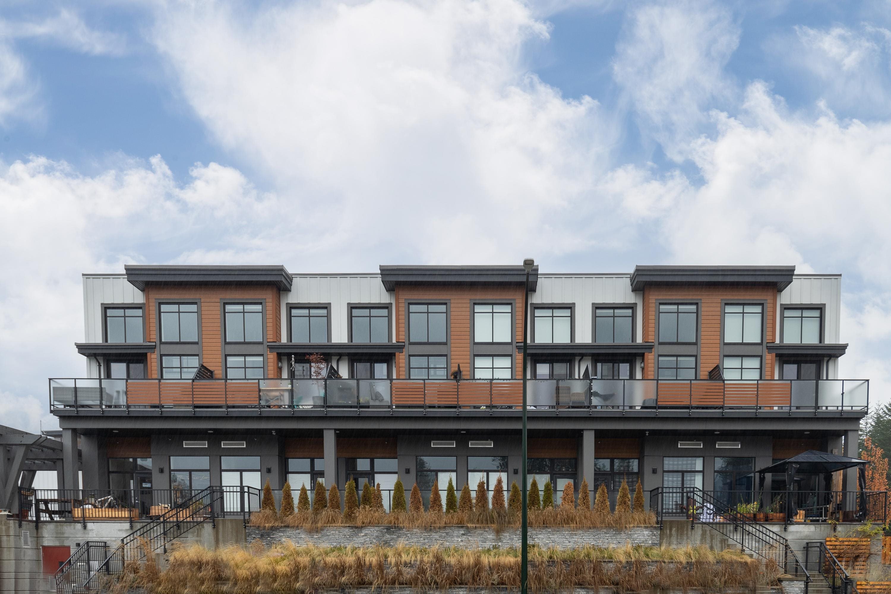 101-39771 Government Road, Squamish, BC, V8B 0G3