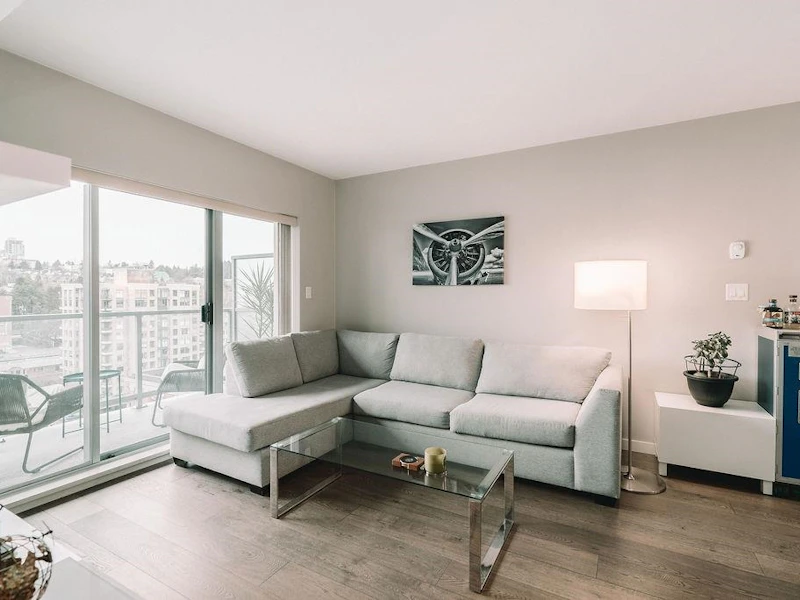 1803 - 14 Begbie Street, New Westminster BC V3M 0C4