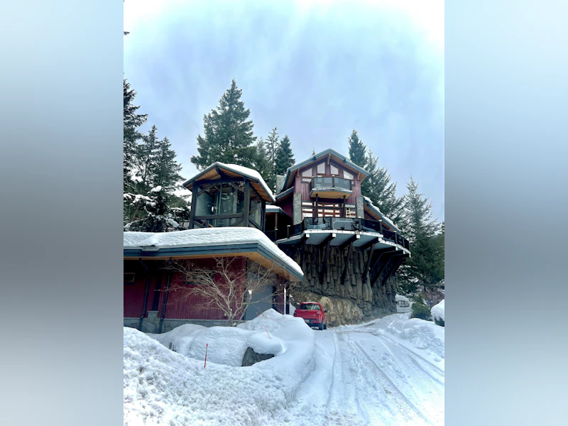8235 Alpine Way, Whistler BC V0N 1B8